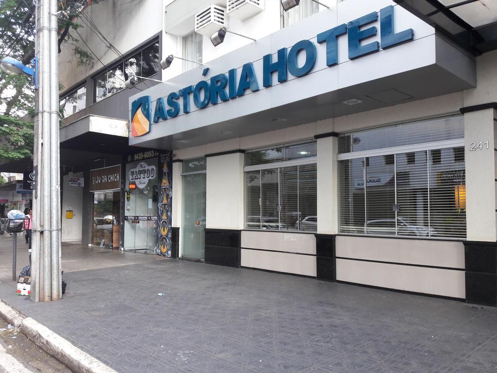 Hotel Astoria Maringá Buitenkant foto